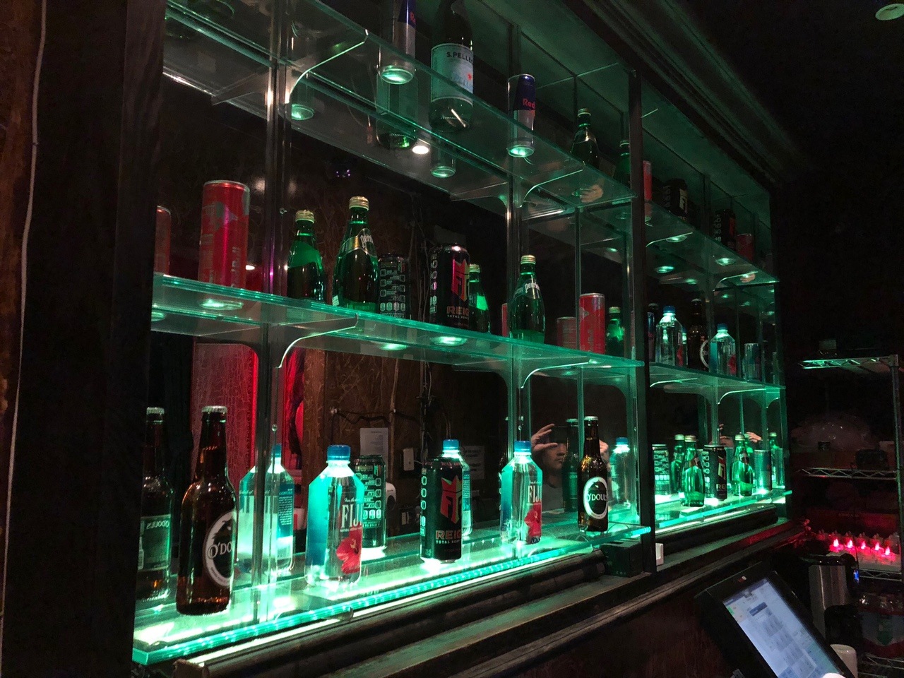 Silver Reign Gentlemen's Club - Nightclub in Los Angeles, United States