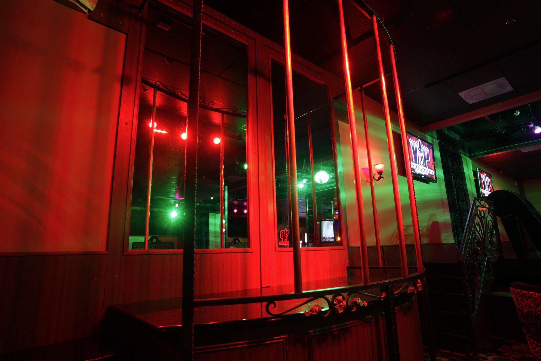 Vip Cabaret - Nightclub in Los Angeles, United States