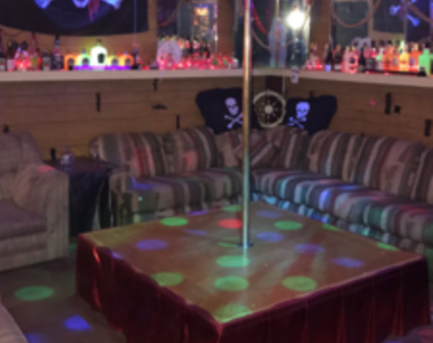 Tin Boxxx - Swinger Club in Lubbock, United States