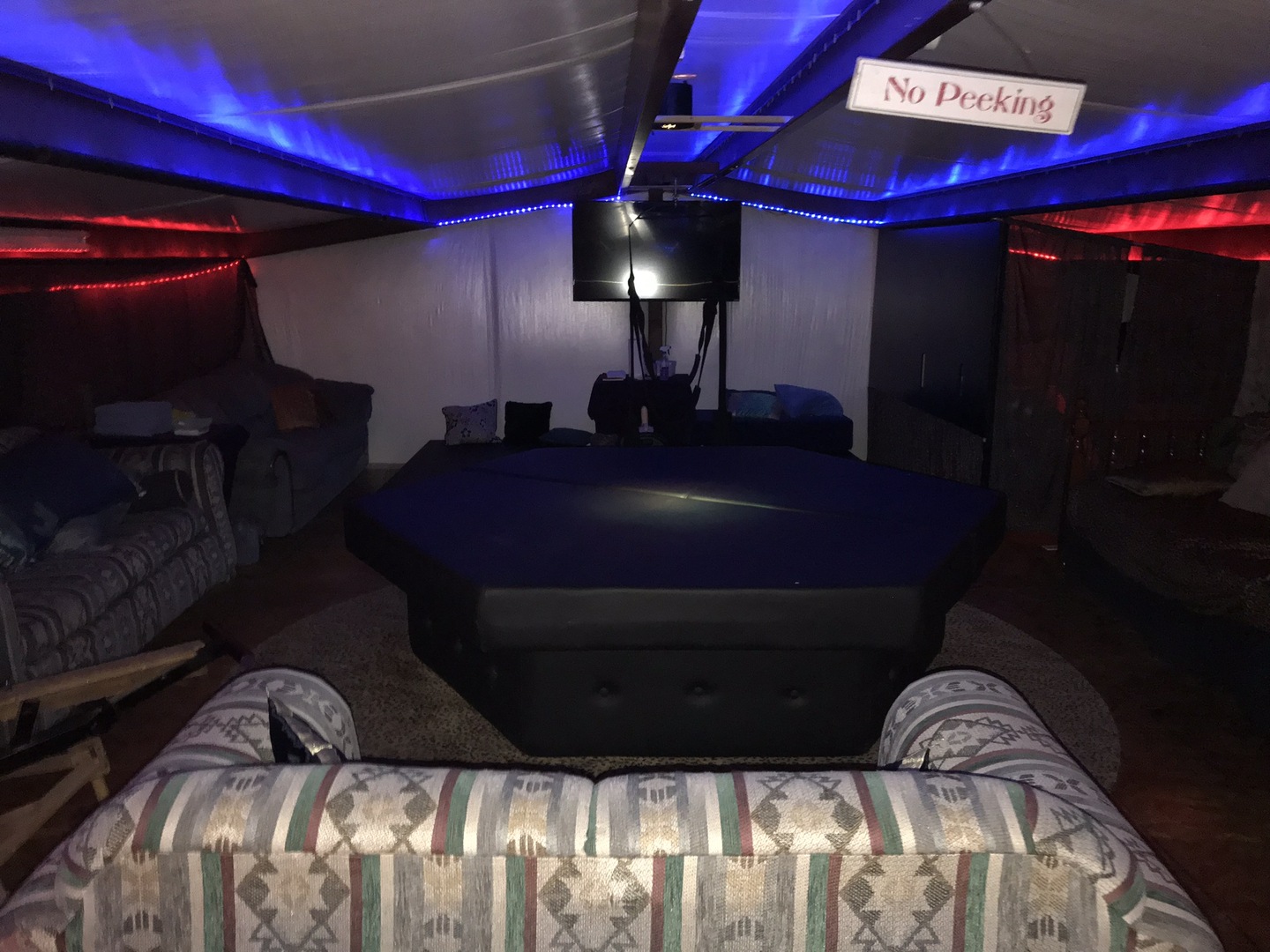 Tin Boxxx - Swinger Club in Lubbock, United States