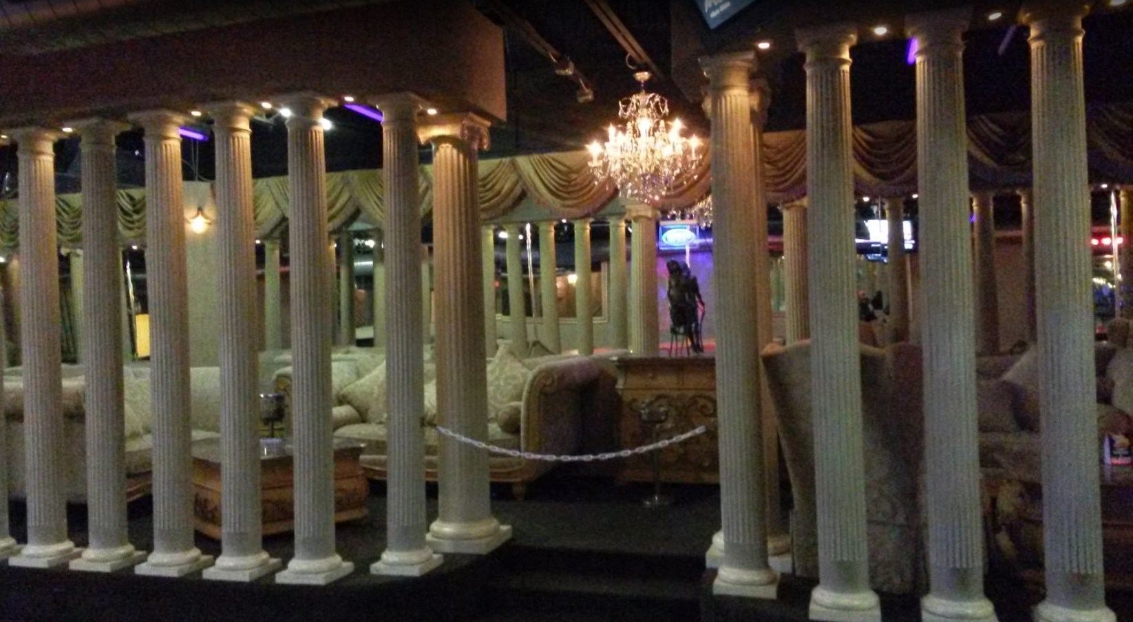 Club Erotica - Nightclub in Mckees Rocks, United States