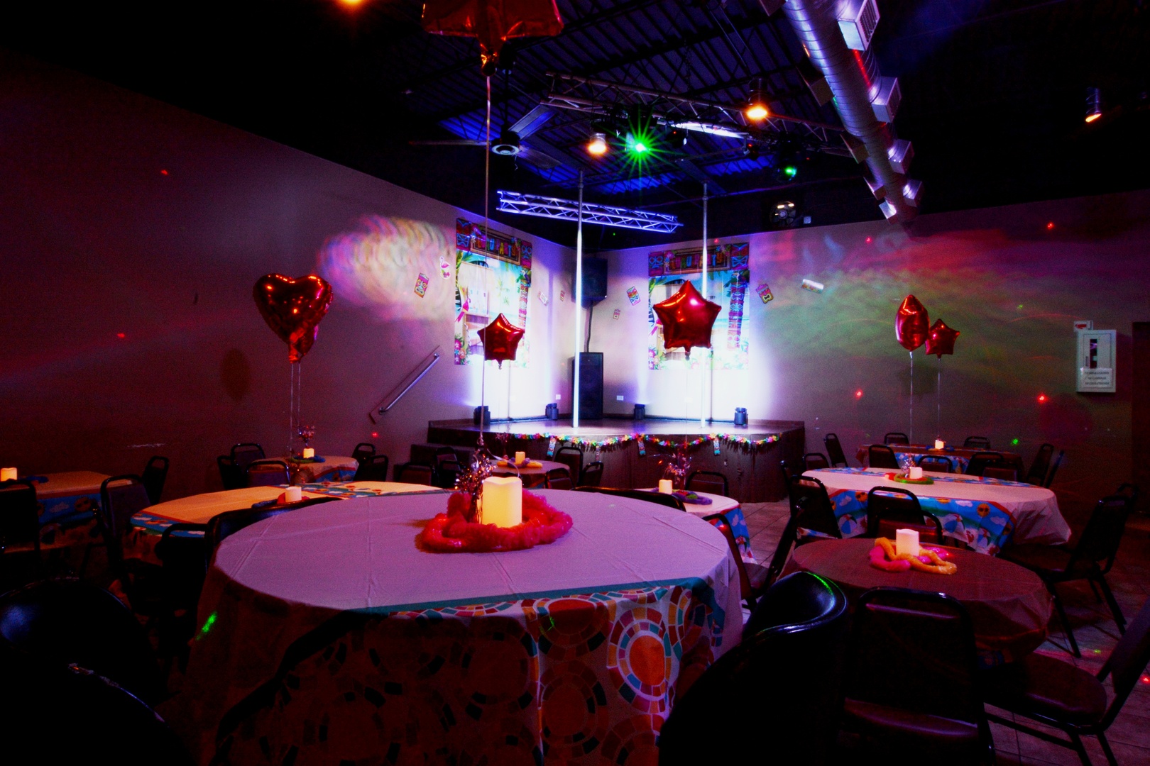15th Ave Adult Theater - Swinger Club in Melrose Park, United States