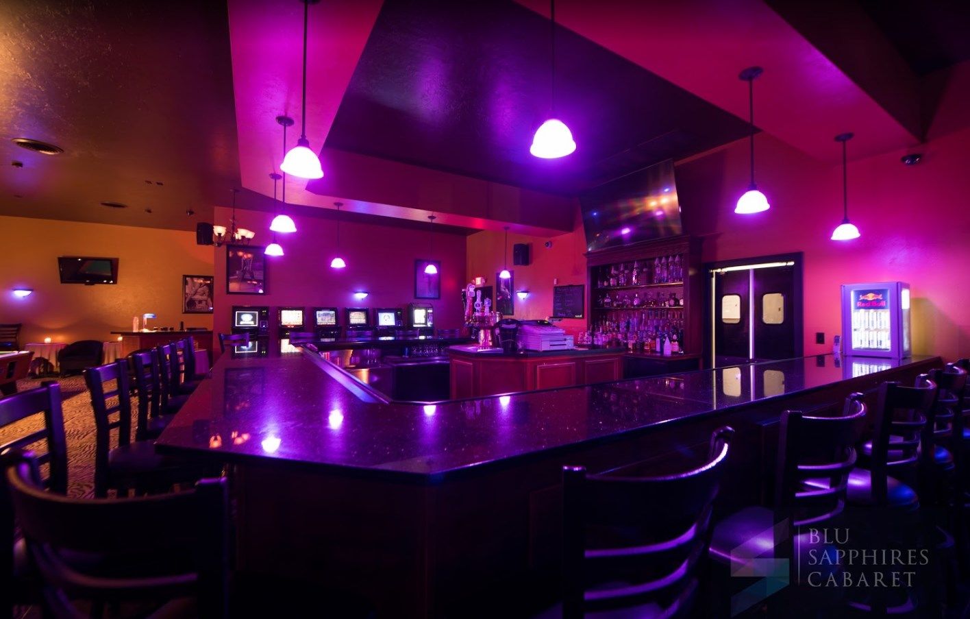 Blu Sapphires - Nightclub in Menasha, United States