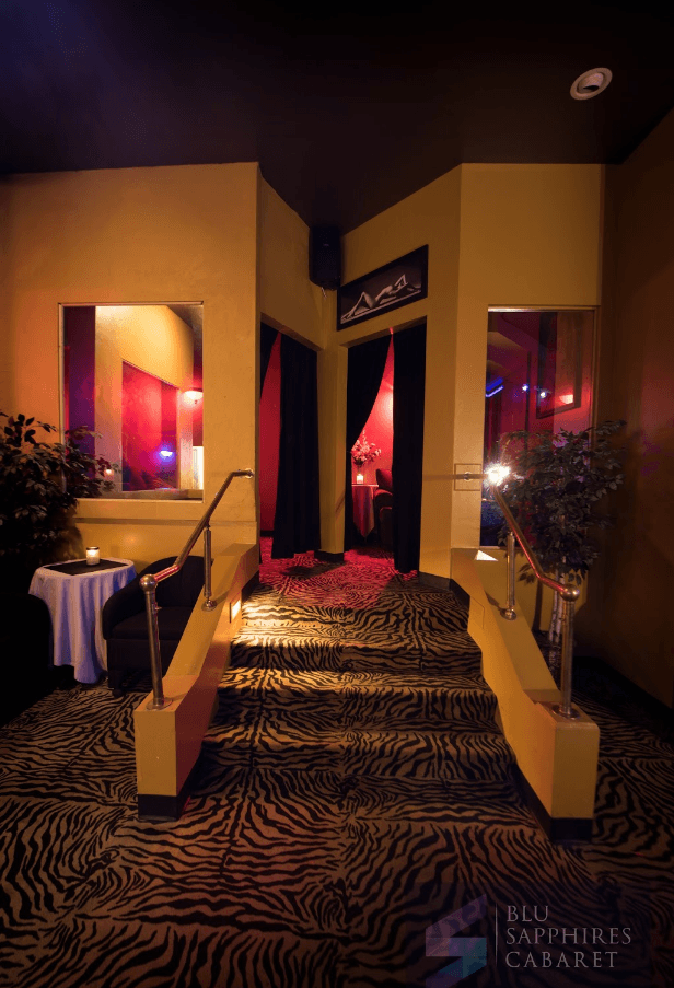 Blu Sapphires - Nightclub in Menasha, United States