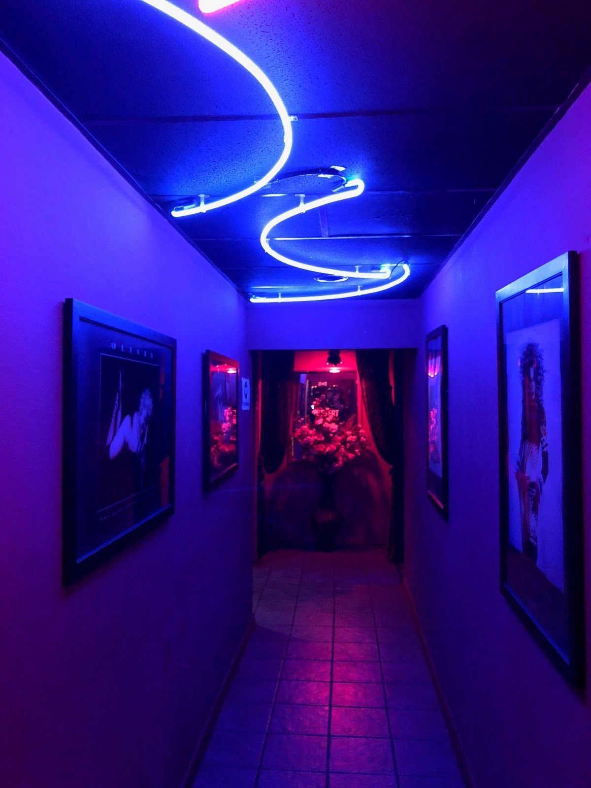 Desert Flame Gentlemen’s Club - Nightclub in Mesa, United States