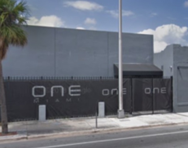 One Gentlemen's Club - Brothel in Miami, United States