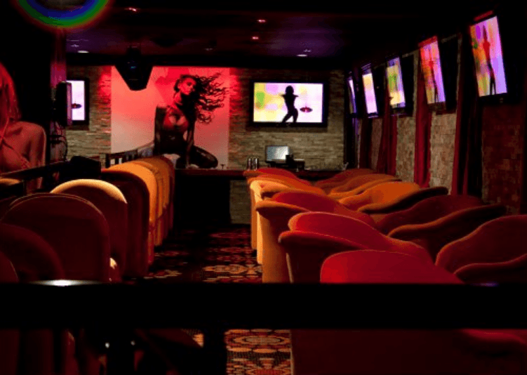 Silk Exotic Madison Gentlemen's Club - Nightclub in Middleton, United States