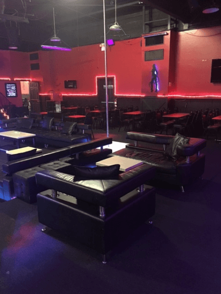Club SinDay - Swinger Club in Middletown, United States