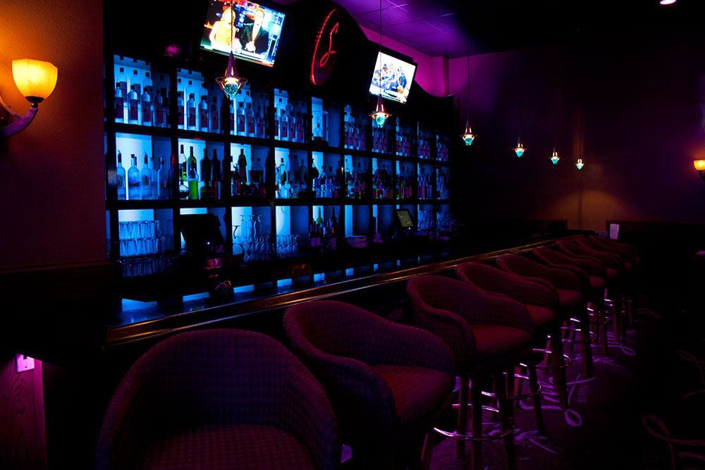 Silk Exotic Gentlemen's Club - Nightclub in Milwaukee, United States