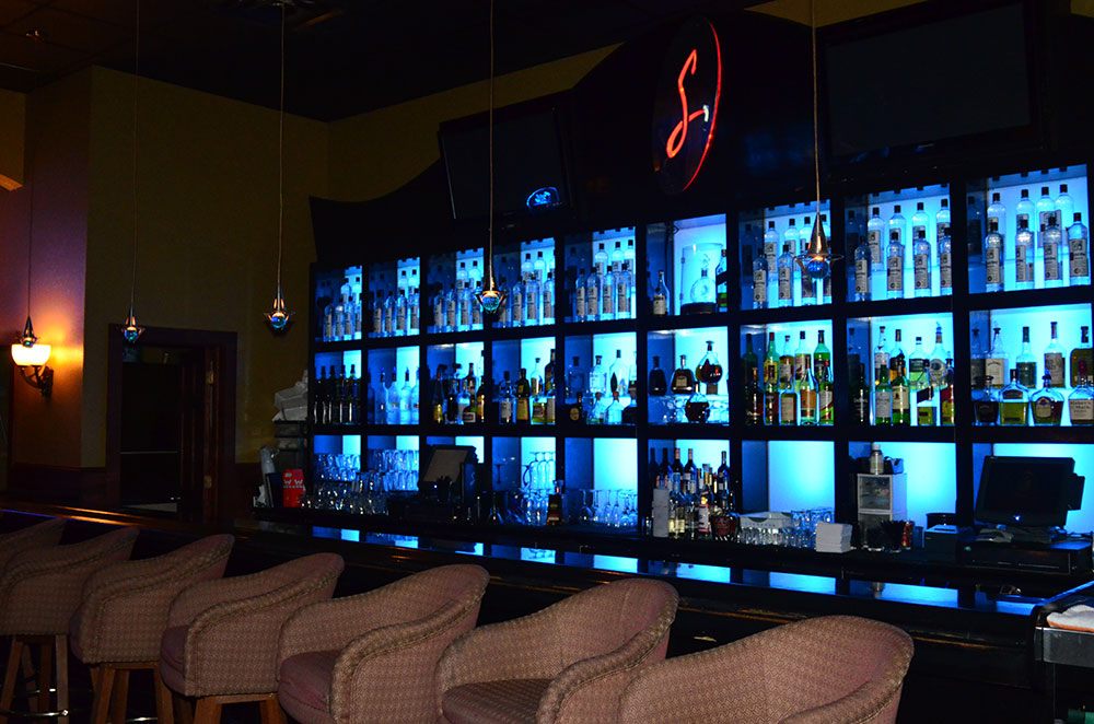 Silk Exotic Gentlemen's Club - Nightclub in Milwaukee, United States