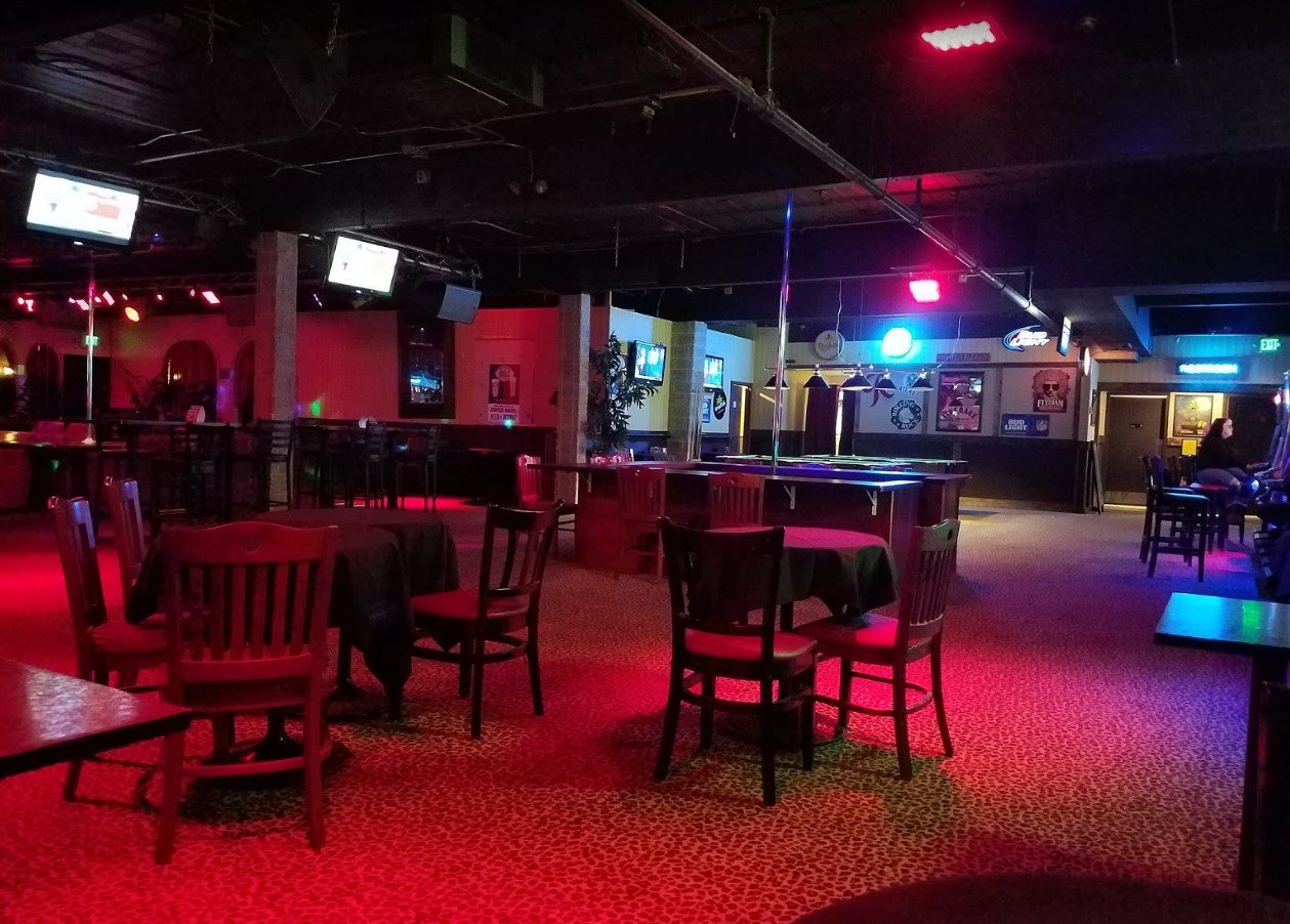 The Gold Club - World Famous Gentlemen`s Club - Nightclub in Milwaukie, United States