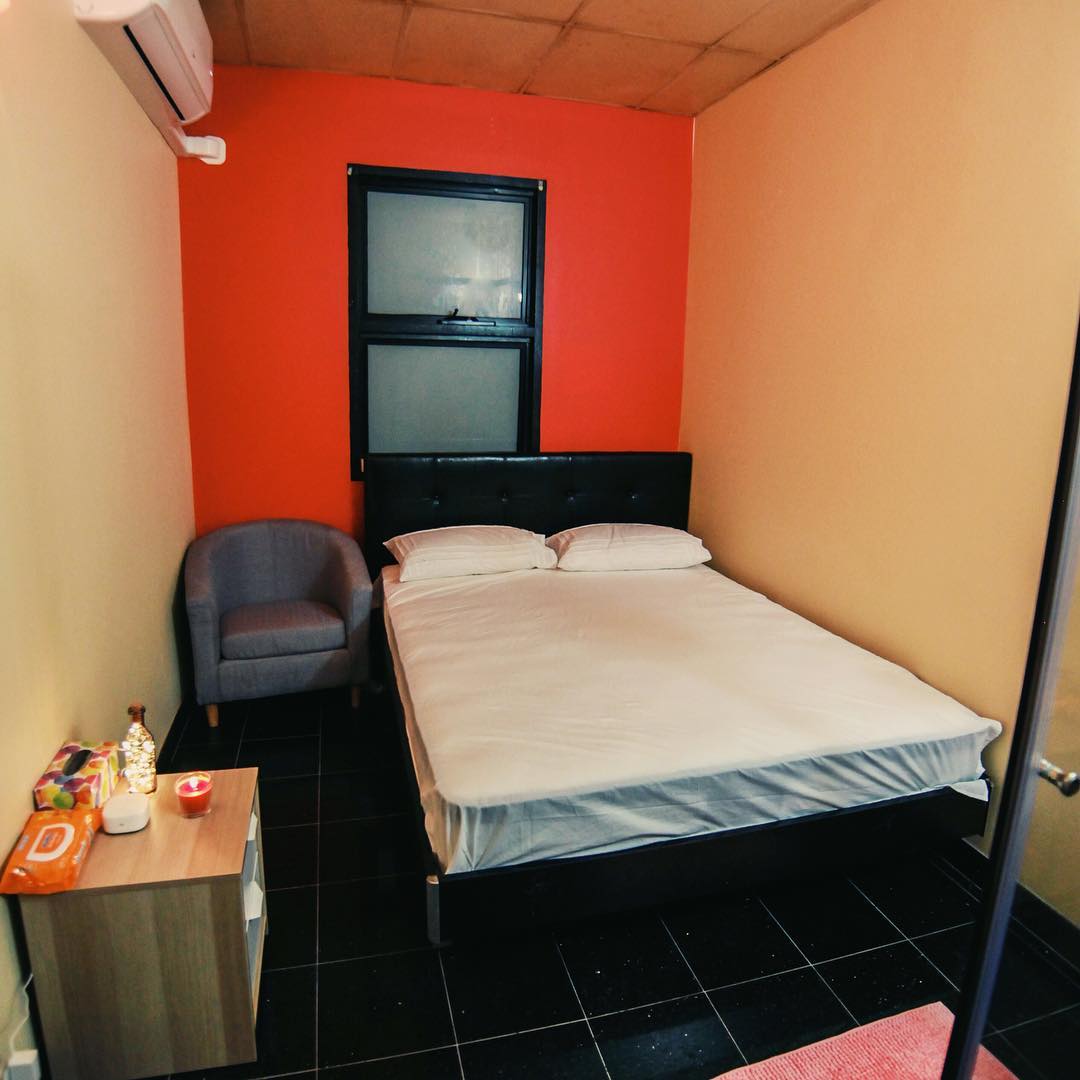 Forever 19 Canberra - Brothel in Mitchell, United States
