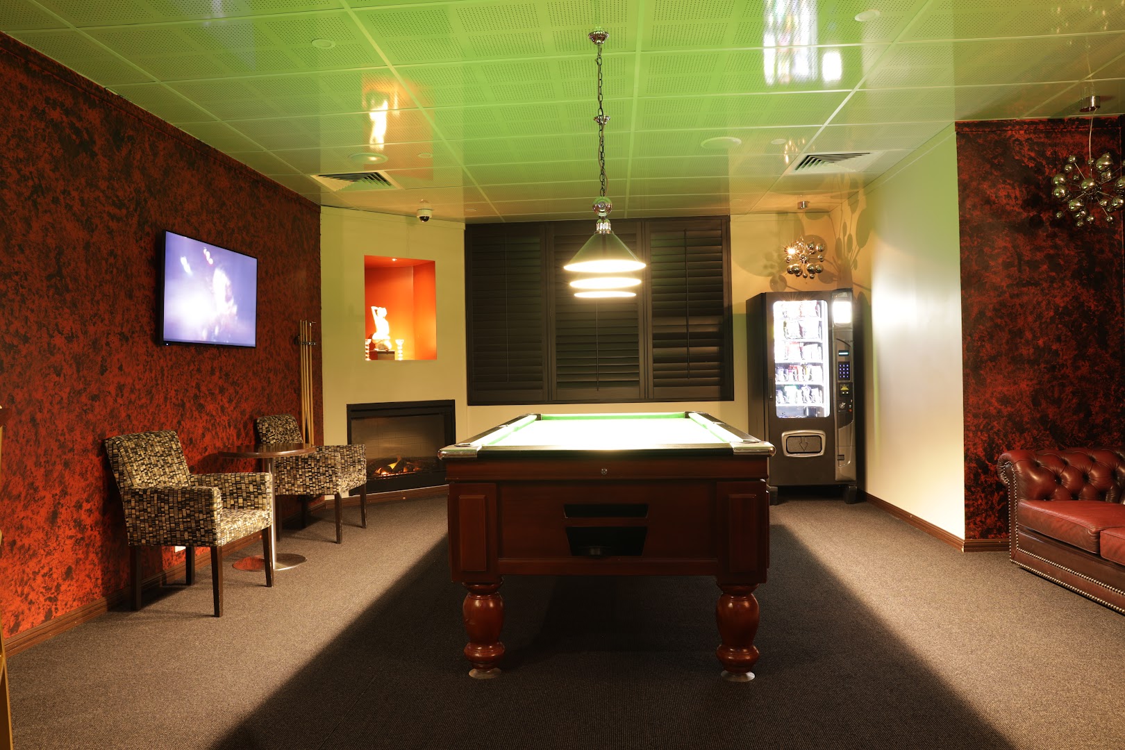 Langtrees Canberra Bar - Brothel in Mitchell, United States