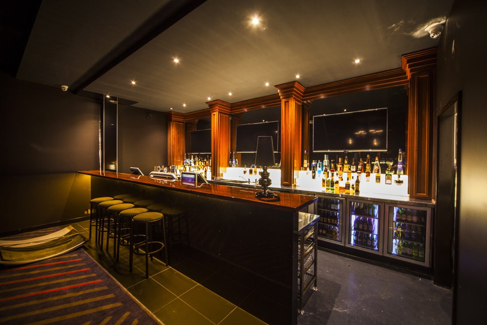 Wanderlust Gentleman's Club - Nightclub in Mitchell, United States