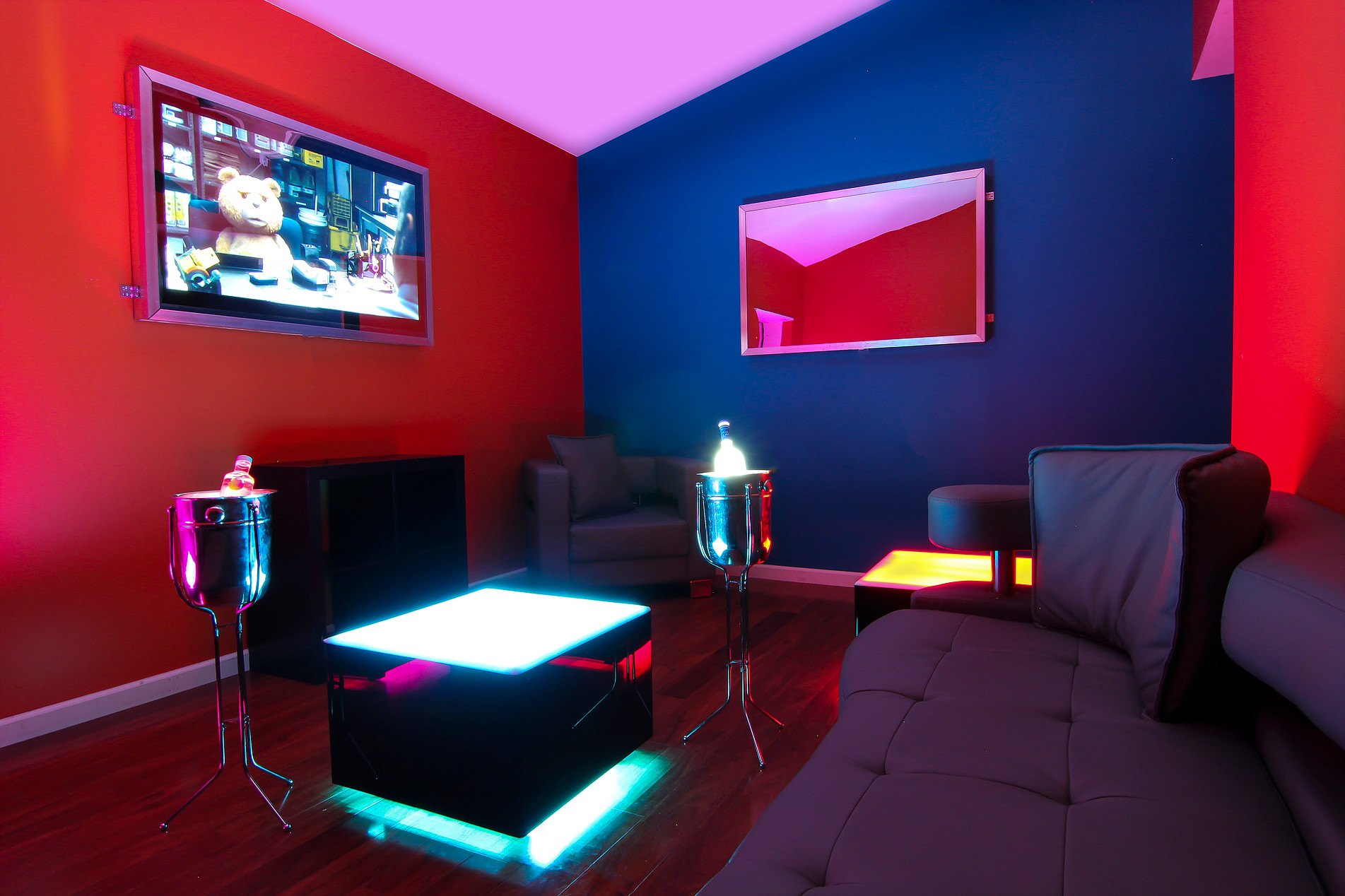 H2O Nightclub - Nightclub in Morgantown, United States