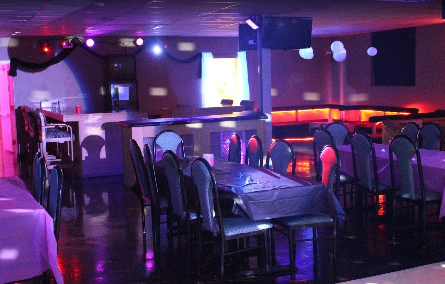 Club NV - Swinger Club in Muncie, United States