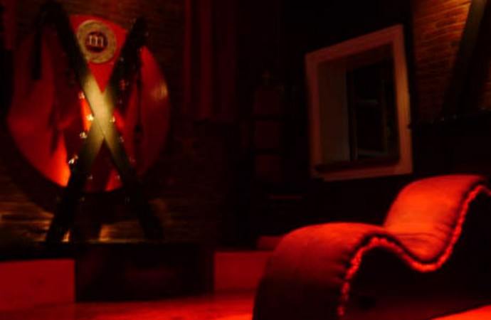 Menages - Swinger Club in Nashville, United States