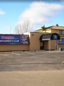Stars Cabaret - Neenah - Nightclub in Neenah, United States