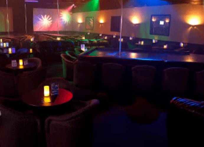 Stars Cabaret - Neenah - Nightclub in Neenah, United States