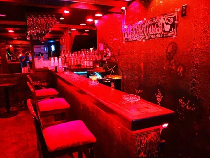 Stiletto's Cabaret - Nightclub in New Orleans, United States