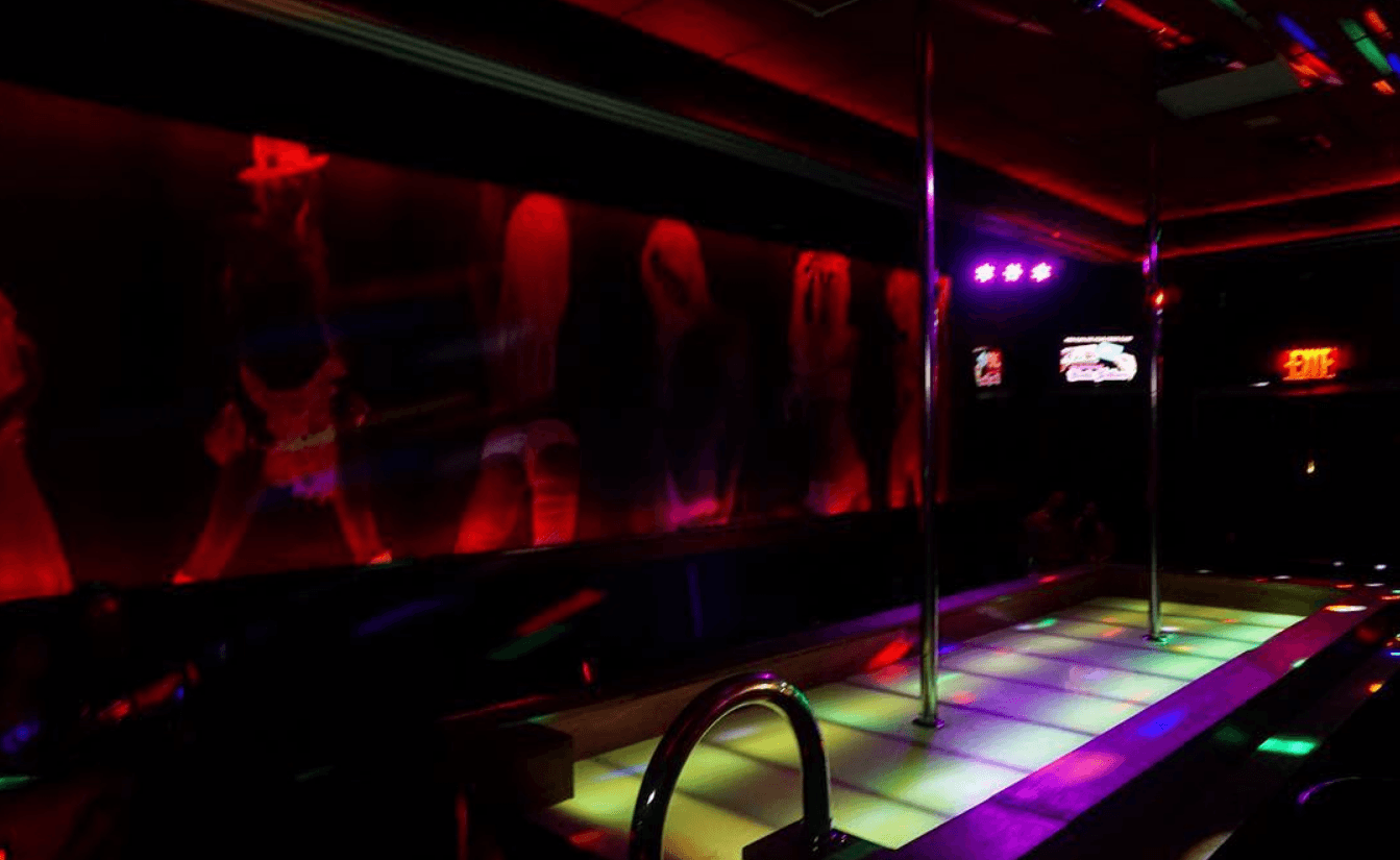 Satin Dolls NYC - Nightclub in New York, United States
