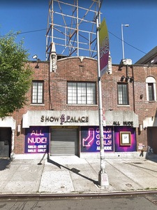 Show Palace Lic - Nightclub in New York, United States