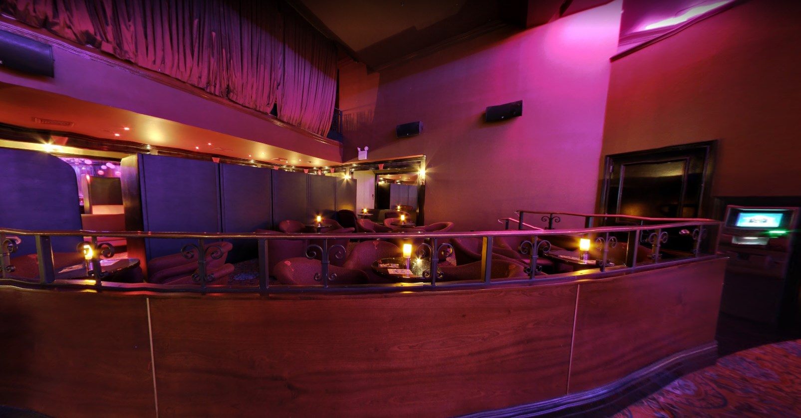 Show Palace Lic - Nightclub in New York, United States