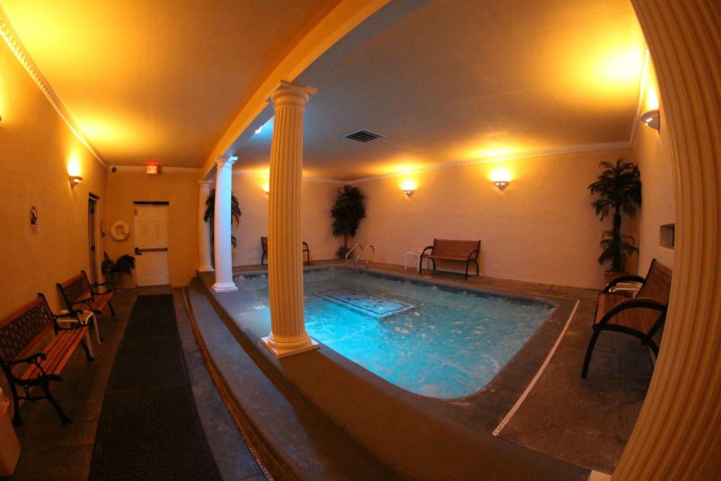 TJs Lasting Impressions - Swinger Club in Newport, United States