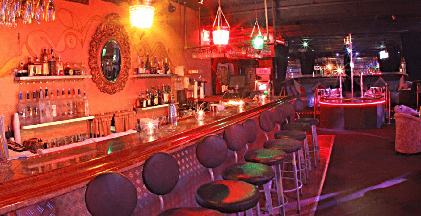 Dean's Gold - Nightclub in North Miami Beach, United States