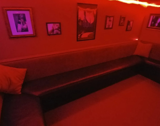 Club Crave - Swinger Club in Oklahoma City, United States