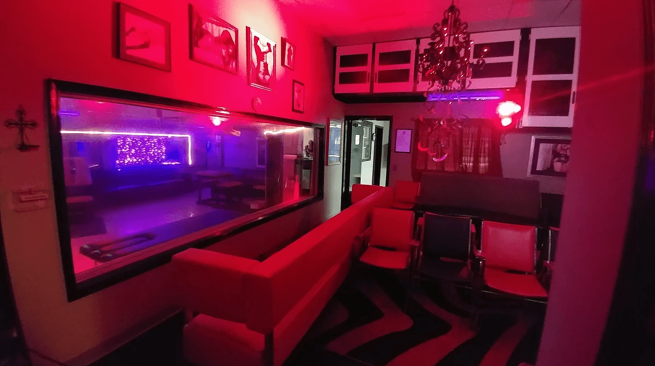 Club Crave - Swinger Club in Oklahoma City, United States