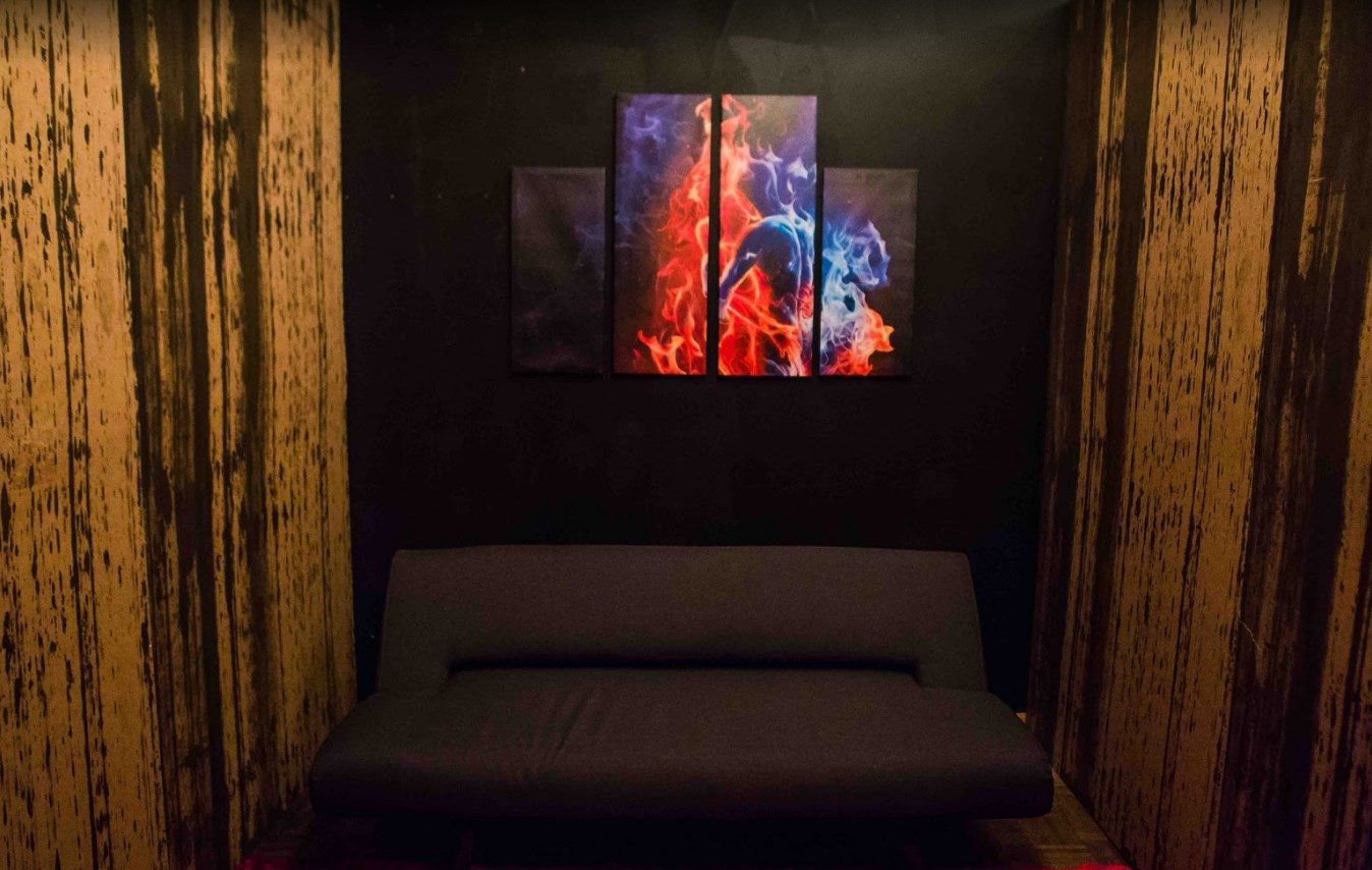 Club Omaha Gentlemen’s Club - Nightclub in Omaha, United States