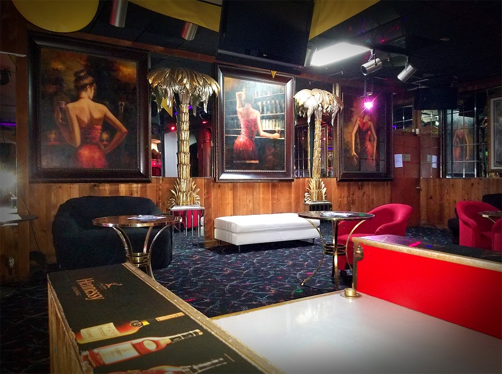 Cleo's Gentlemen's Club - Nightclub in Orlando, United States