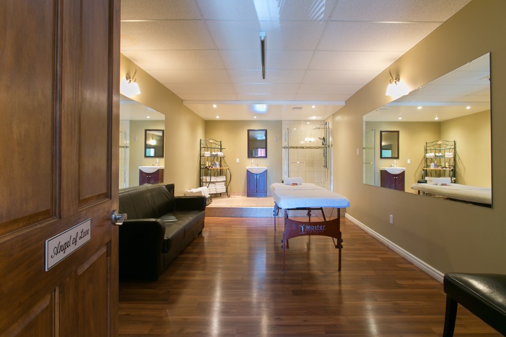 Angel's Touch Massage - Erotic Massage in Ottawa, United States