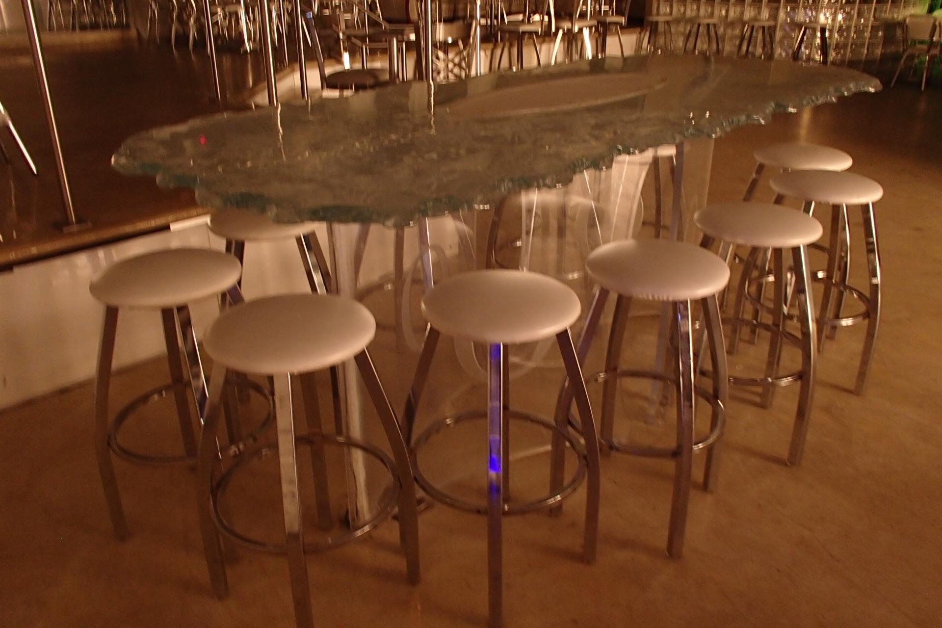 Obsession Swing Lounge - Swinger Club in Ottawa, United States