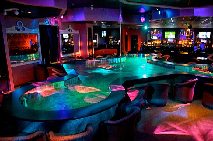 The Golden Banana - Nightclub in Peabody, United States