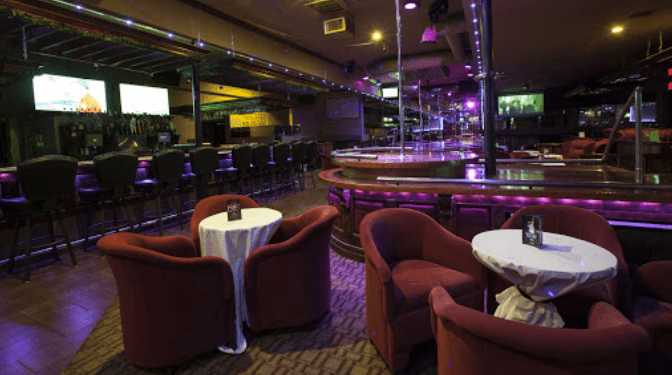 Essexs Gentlemen's Club - Nightclub in Phoenix, United States