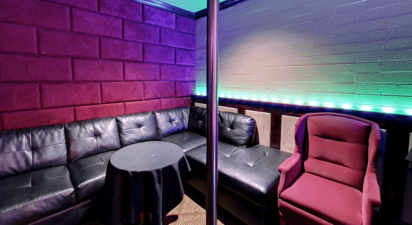 Essexs Gentlemen's Club - Nightclub in Phoenix, United States