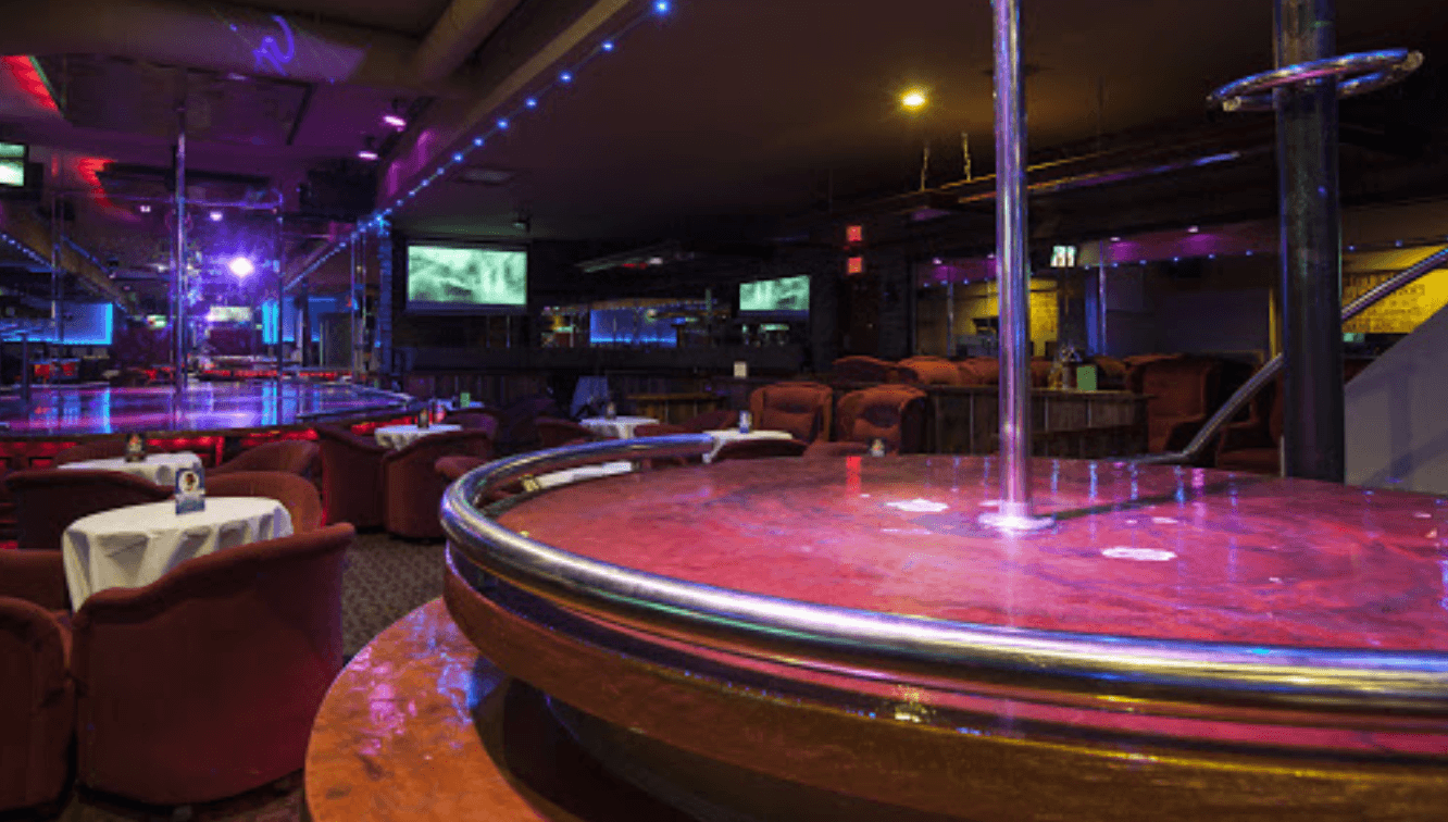 Essexs Gentlemen's Club - Nightclub in Phoenix, United States