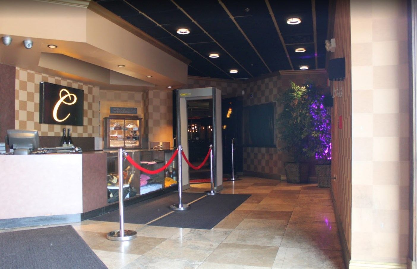 Cheerleaders Gentlemen's Club - Nightclub in Pittsburgh, United States