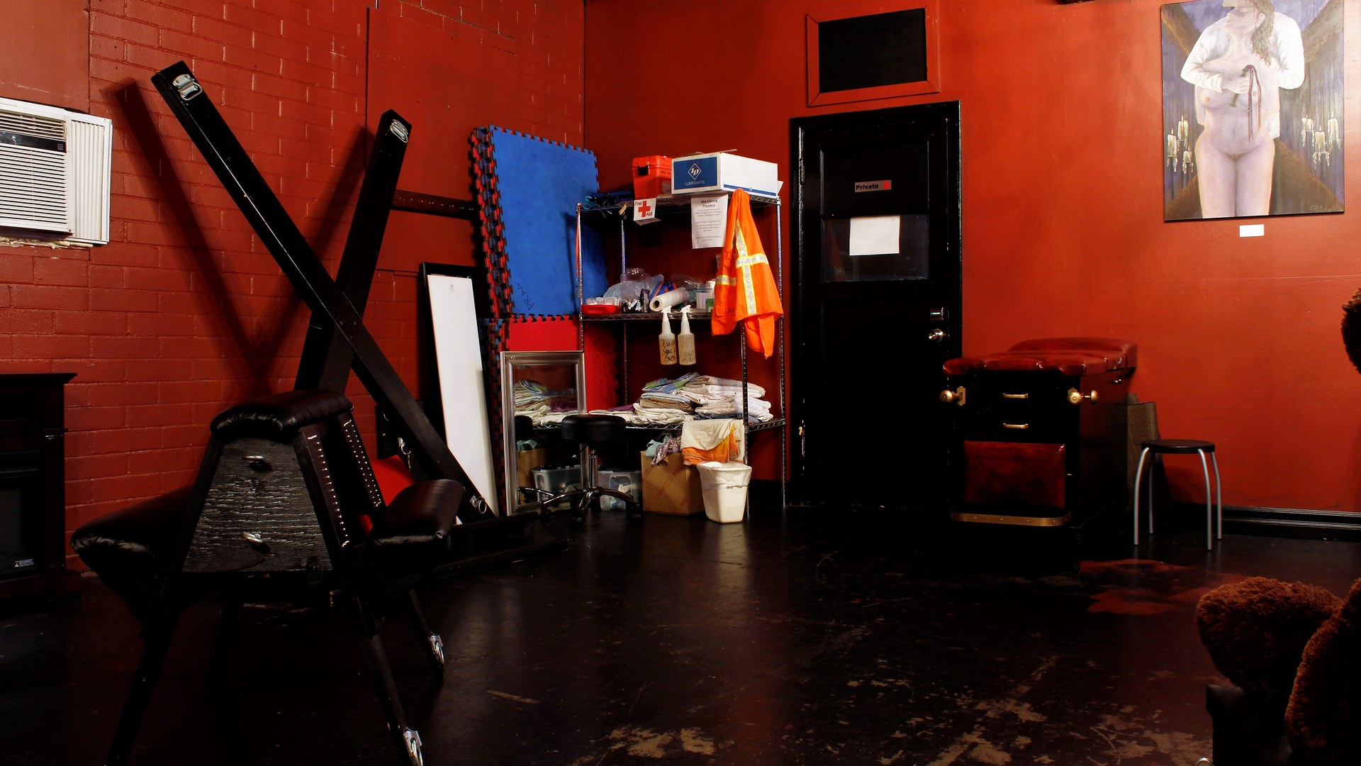 Catalyst: A Sex Positive Place - Swinger Club in Portland, United States