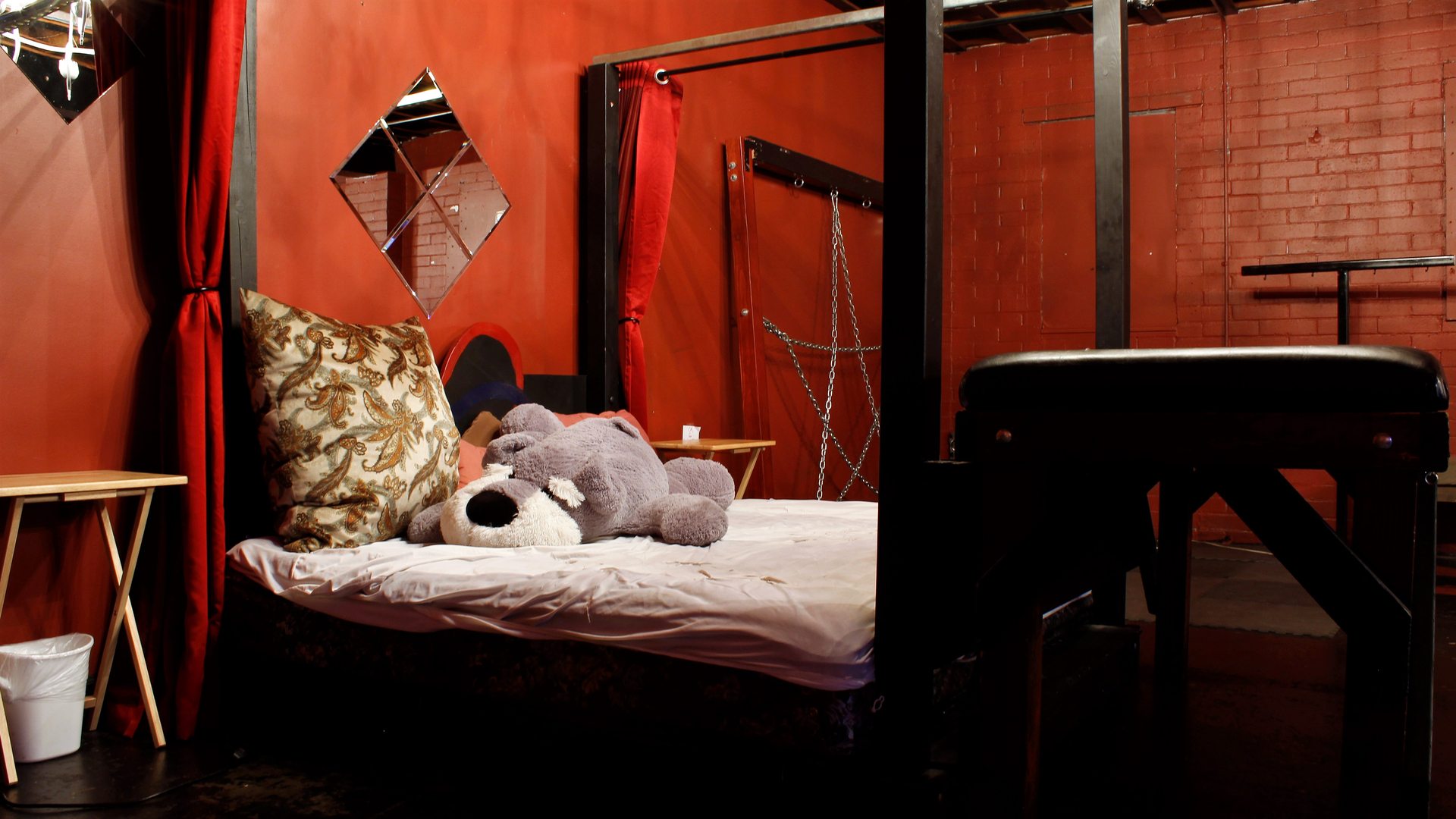 Catalyst: A Sex Positive Place - Swinger Club in Portland, United States