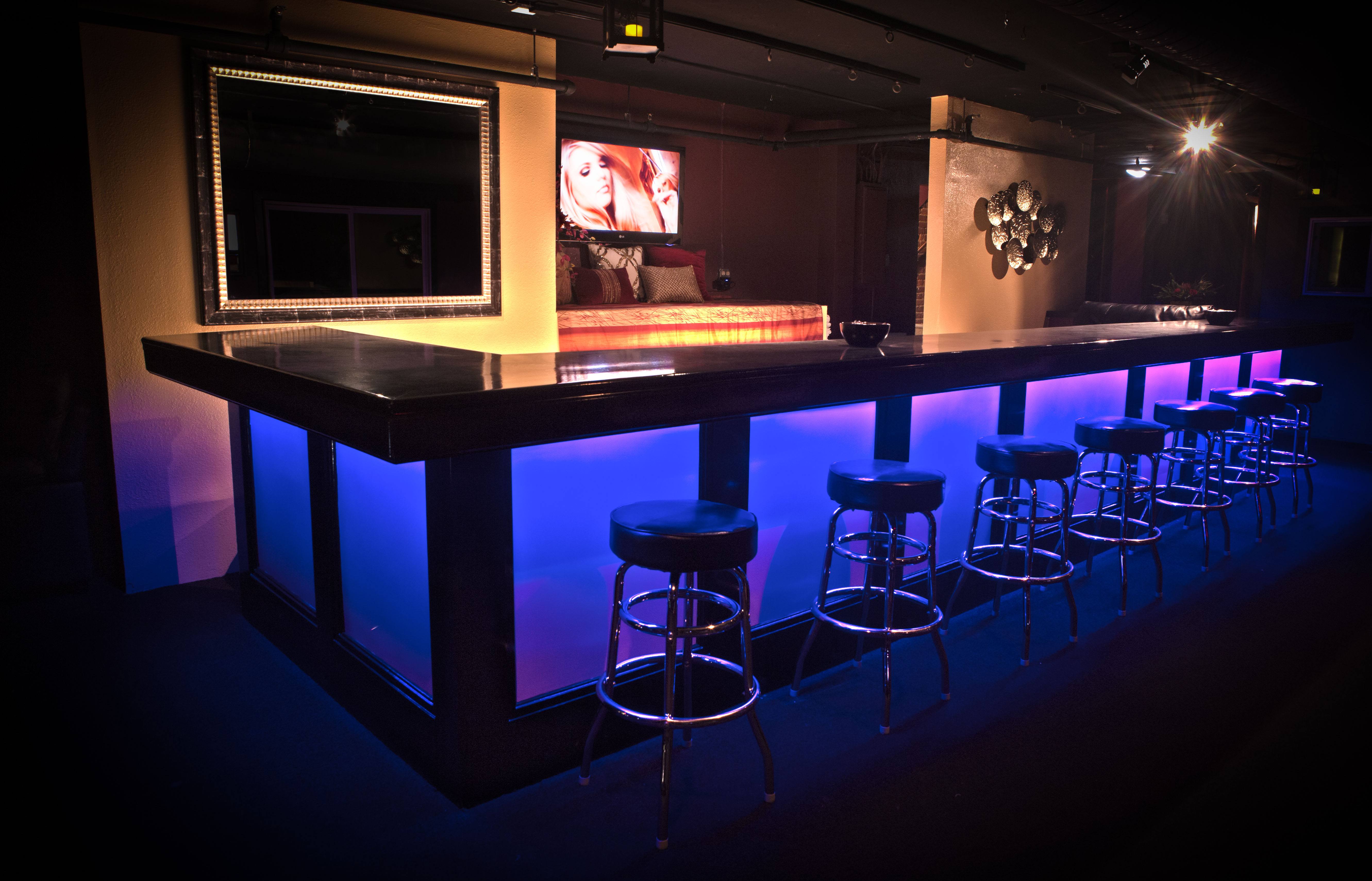 Club Privata - Swinger Club in Portland, United States