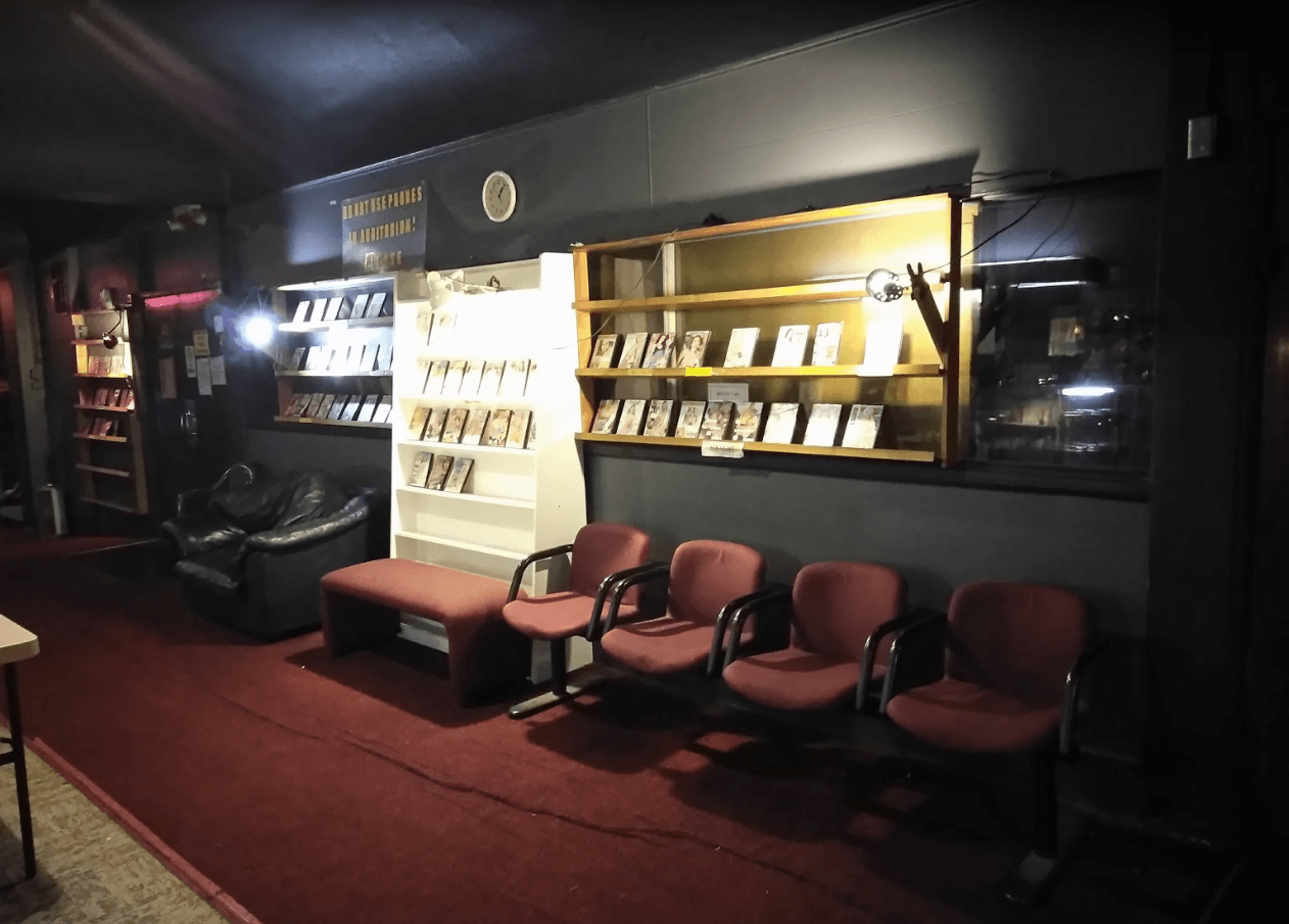 Oregon Theater - Swinger Club in Portland, United States