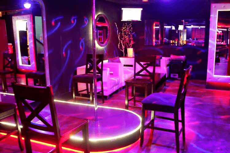 The Velvet Rope - Swinger Club in Portland, United States