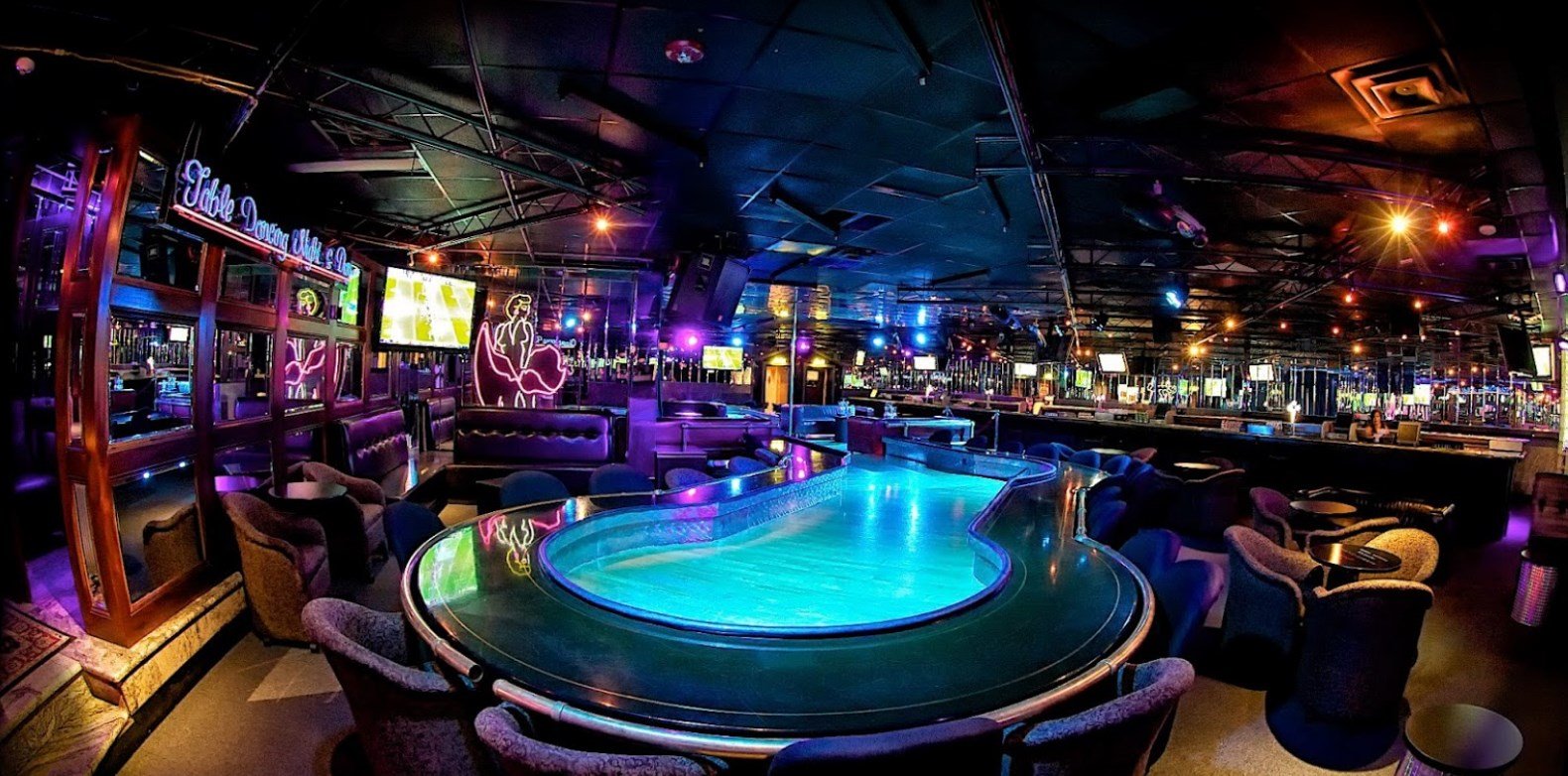 The Squire - Nightclub in Revere, United States