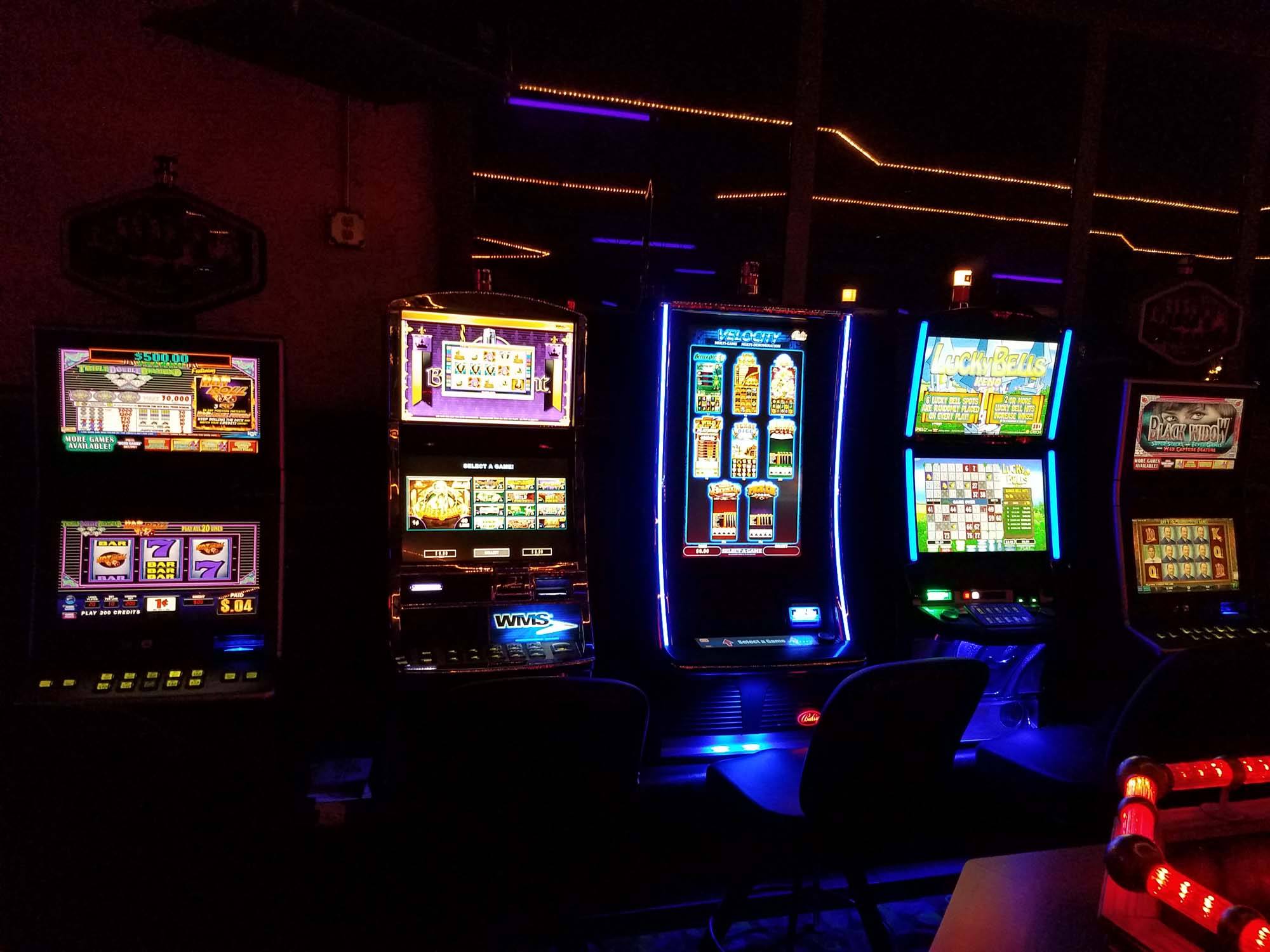 Bigfoot Lounge & Gentlemen's Club - Nightclub in Rockford, United States