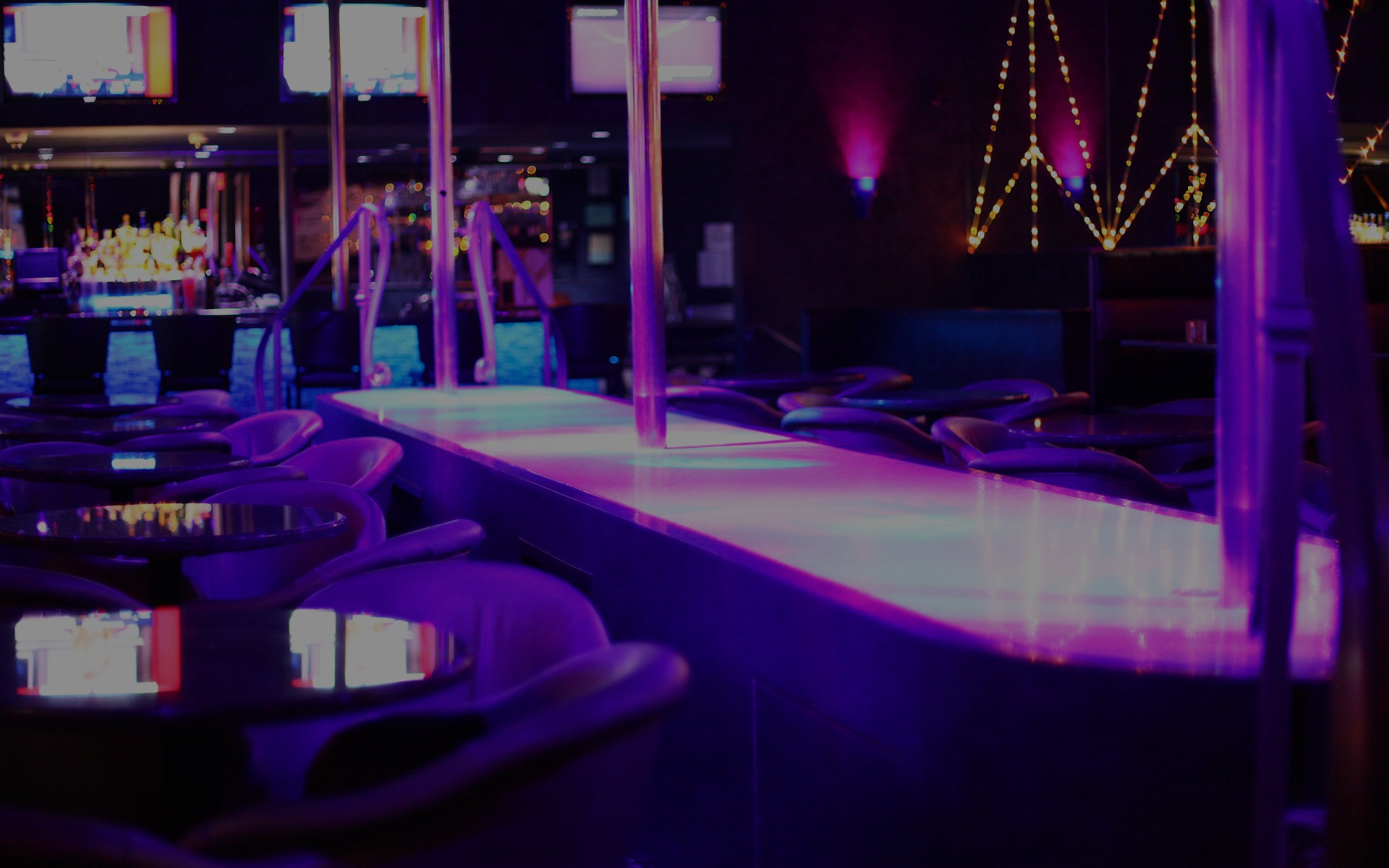 The Landing Strip Lounge - Nightclub in Romulus, United States