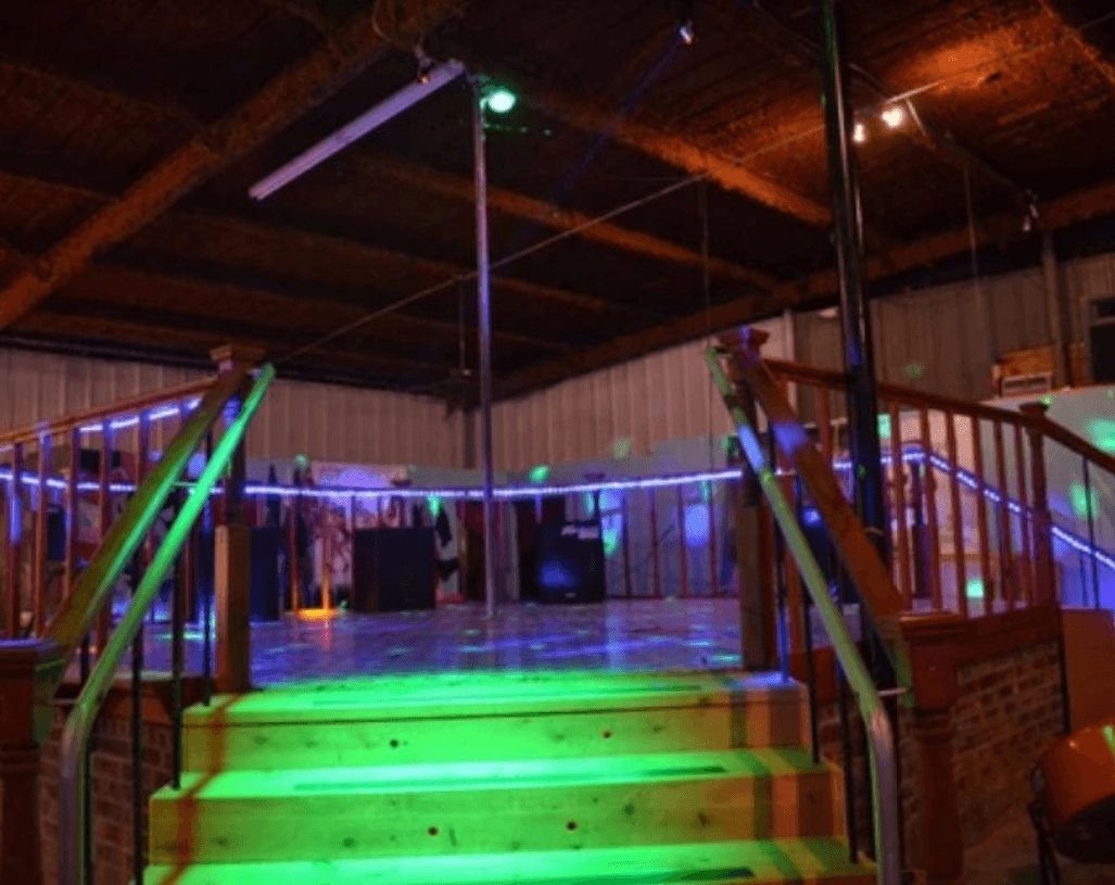 E&C Oasis - Swinger Club in Saint Martinville, United States