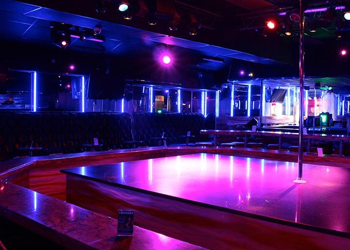 Cheetahs Gentlemen`s Club - Nightclub in San Diego, United States
